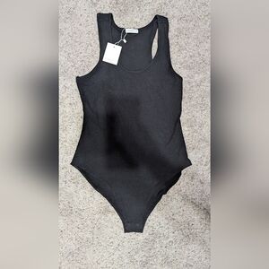 MangoPOP Black Ribbed Body Suit - Medium